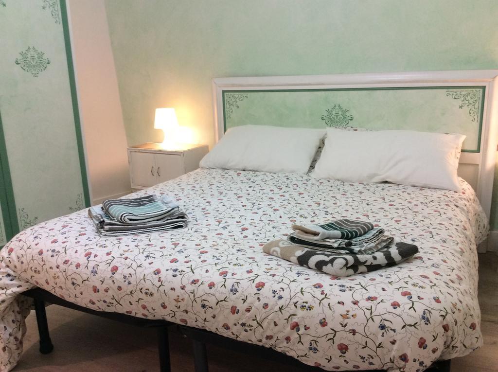 פרוג'ה Le Camere Di Casa Cassandra מראה חיצוני תמונה