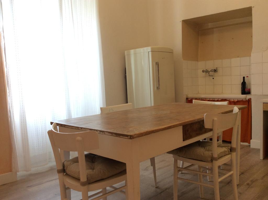 פרוג'ה Le Camere Di Casa Cassandra מראה חיצוני תמונה