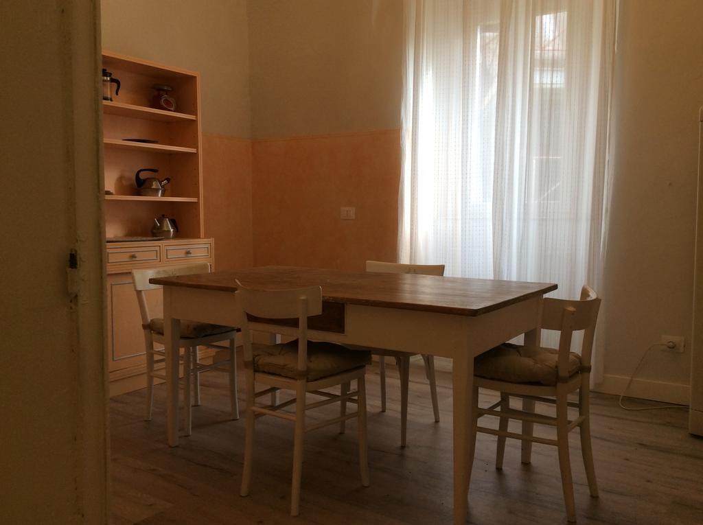 פרוג'ה Le Camere Di Casa Cassandra מראה חיצוני תמונה
