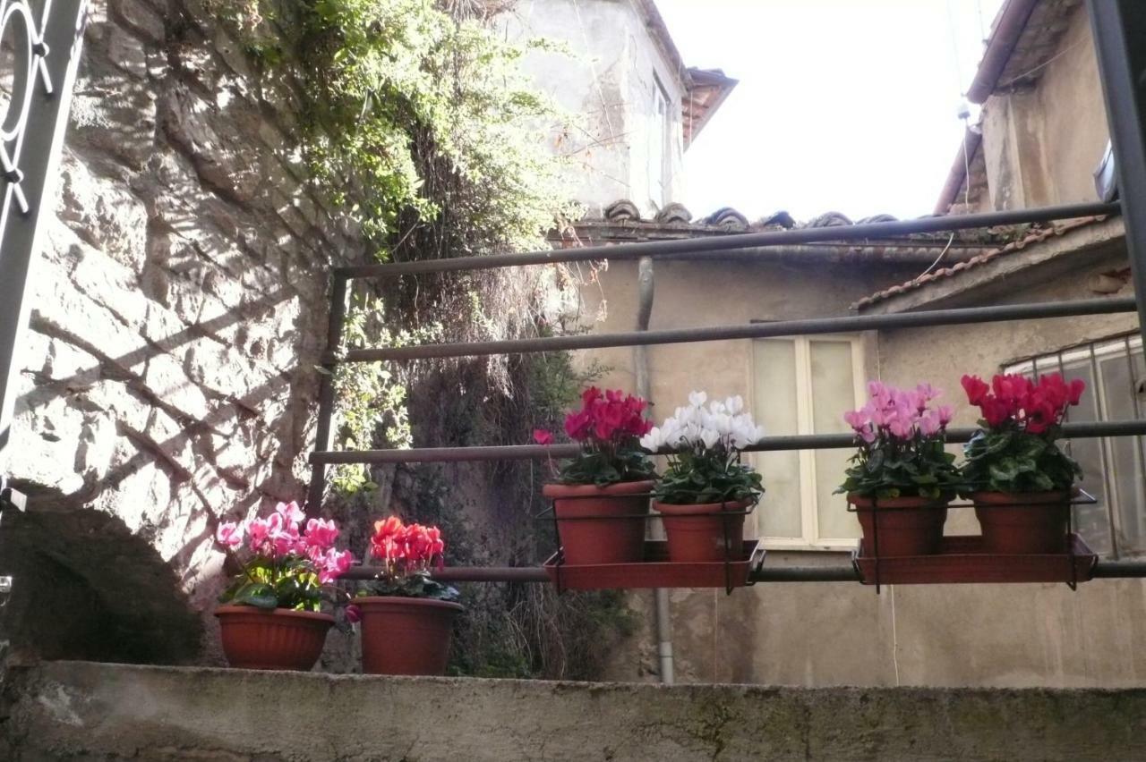 פרוג'ה Le Camere Di Casa Cassandra מראה חיצוני תמונה